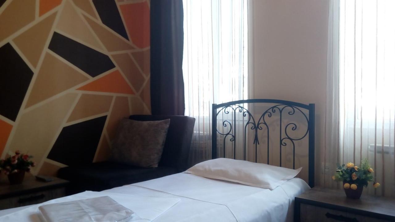 Hotel Isani Tbilisi Eksteriør billede