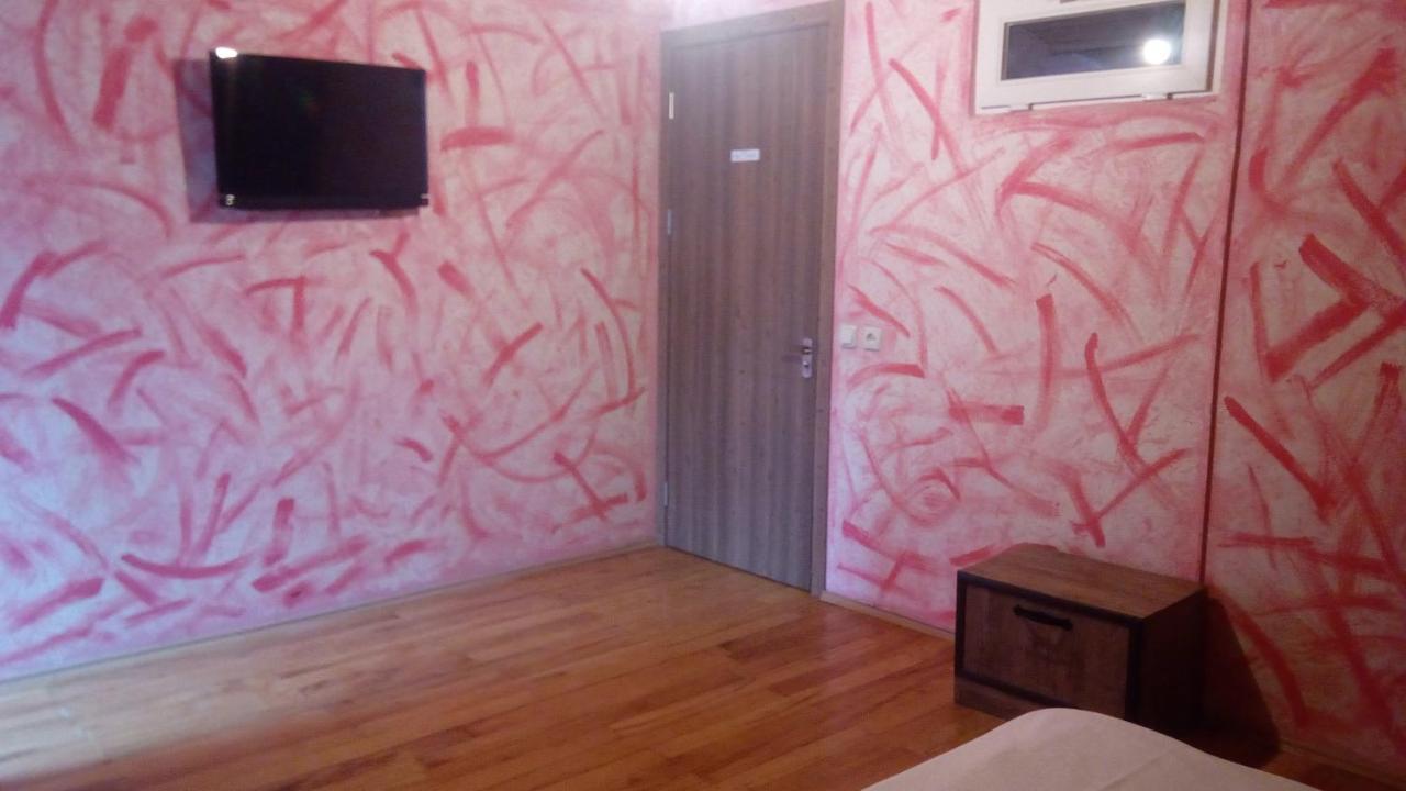 Hotel Isani Tbilisi Eksteriør billede